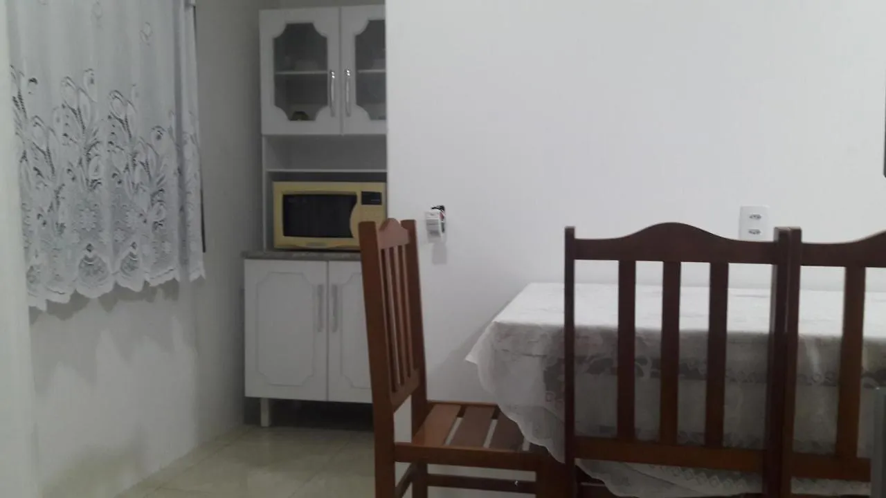 Willa Casa 01 Dorm Terreno Compartido Bombinhas 0*,  Brazylia